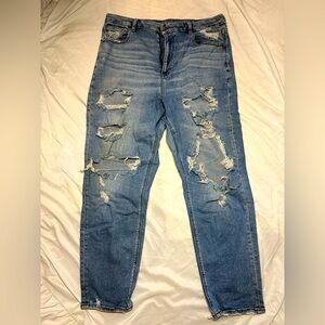 Women’s Blue Distressed Jeans